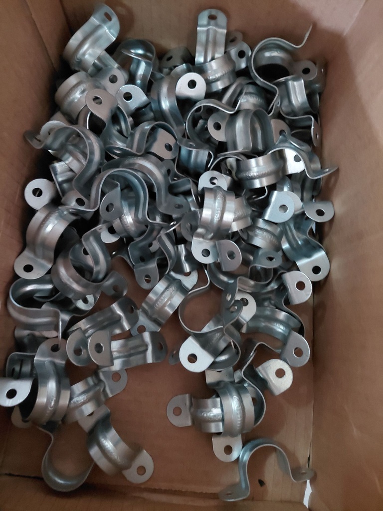 1" Metal Pipe Strap (3/4 america)